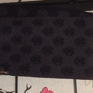 Brand new Roberto cavali wool scarf